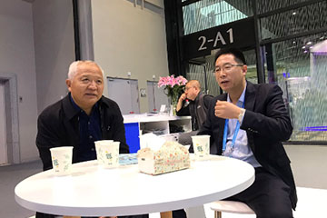 【第三屆世界互聯(lián)網(wǎng)大會(huì )】鄔江興院士親臨遠望信息展區參觀(guān)指導